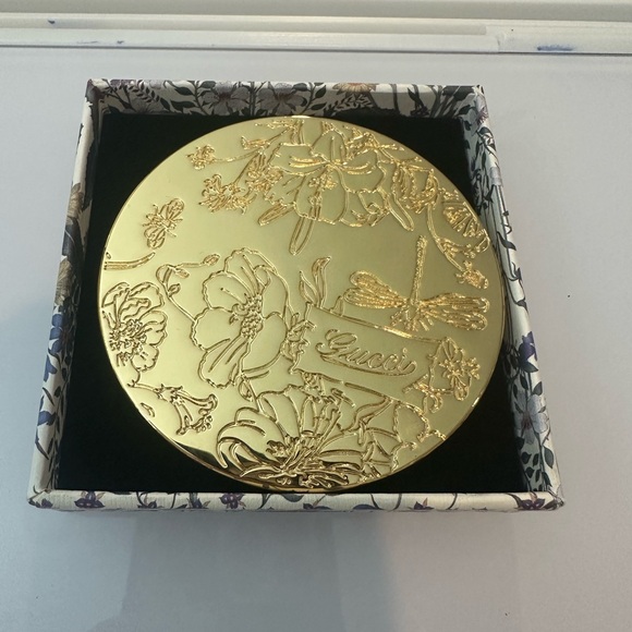 Gucci Other - Gucci Floral Design Compact Mirror with Velvet Pouch and box